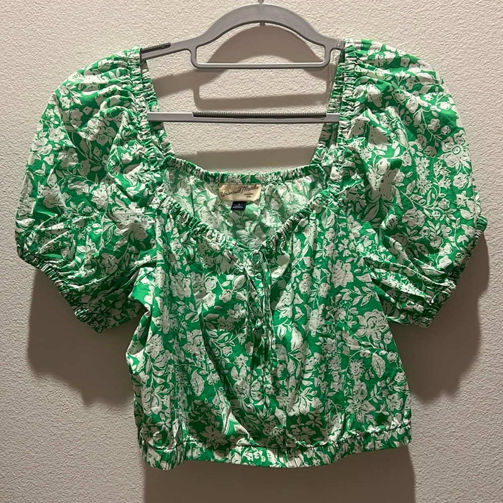 Green and white top
